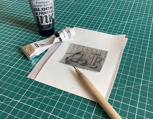 visuel représentant le matériel pour la gravure sur Tetrapak